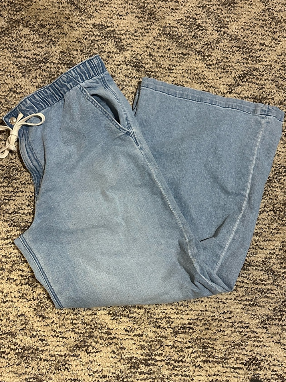 Women’s American Eagle wide leg jeans size XL